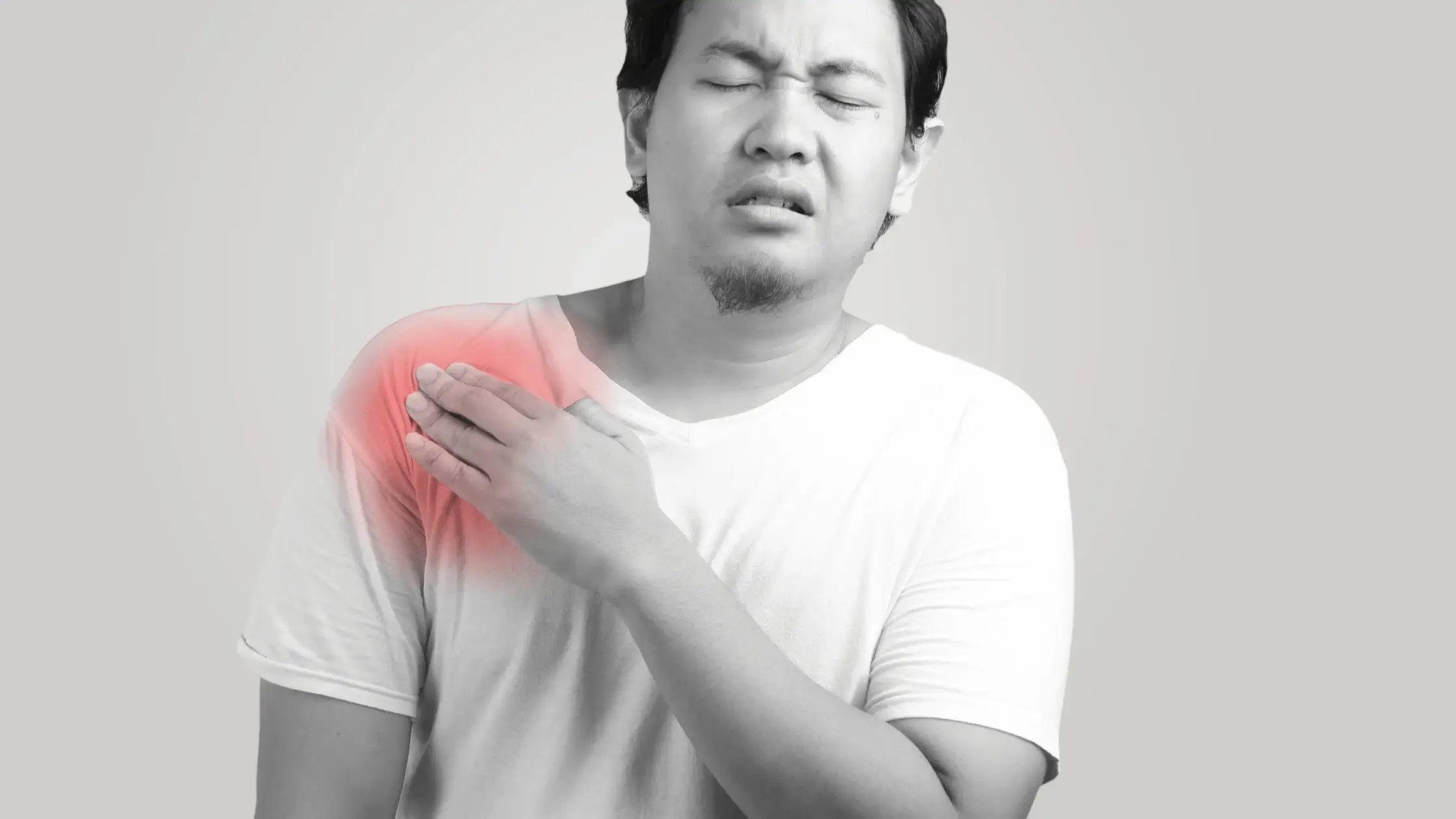 5 Effective Exercises For Workplace Shoulder Pain Relief